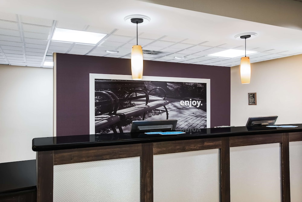 Hampton Inn Cleveland Airport Tiedeman Rd - photo 24