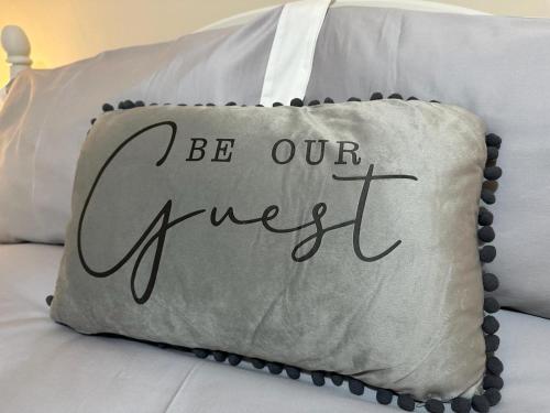 City Of Chester Award Winning Cottage Pixie Terrace Chester — 4-Star Luxury Hotel in Chester, United Kingdom