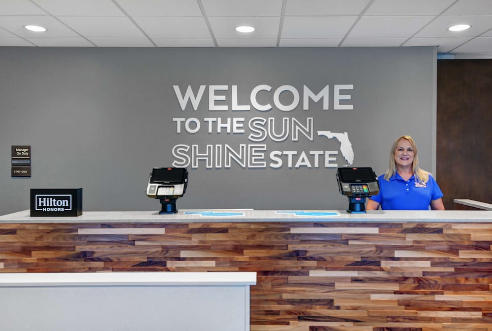 Hampton Inn & Suites MacClenny I 10 - photo 7