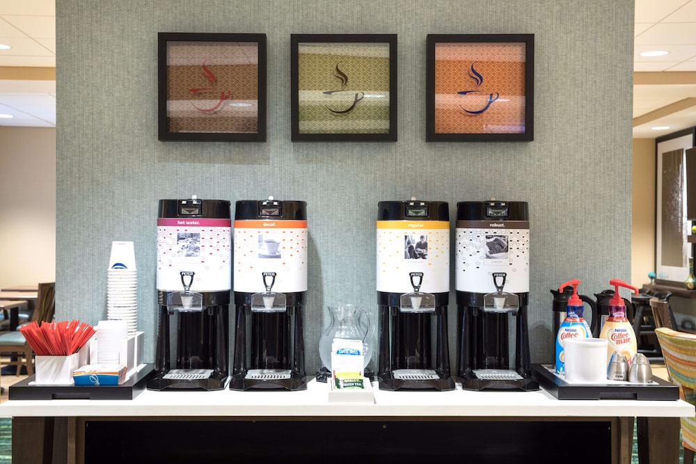 Hampton Inn Big Rapids - photo 32