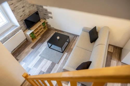 T2 Contemporain Idealement Situe in Briancon, France