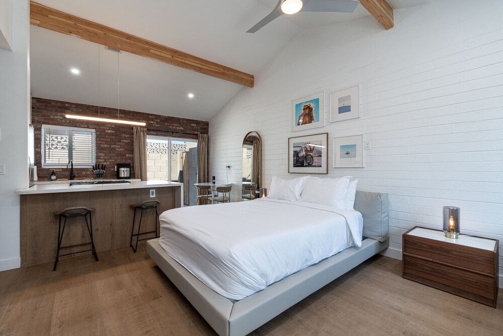 Ash & Ko Boutique Lodging - photo 4