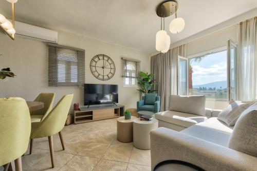 Diogia Luxury Apartment Comfort & Elegance by ZanteWize — 4-Star Luxury Hotel in Vanaton, Greece