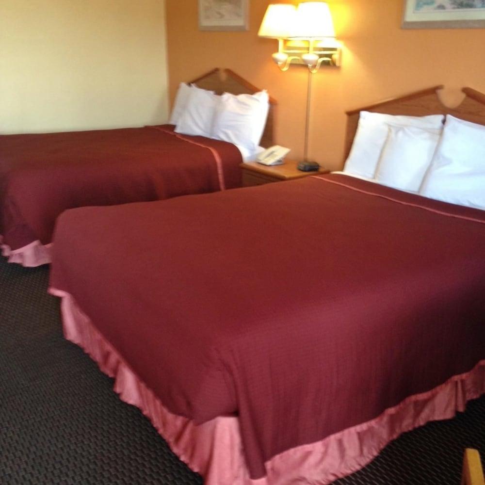 Americas Best Value Inn & Suites Senatobia - photo 11