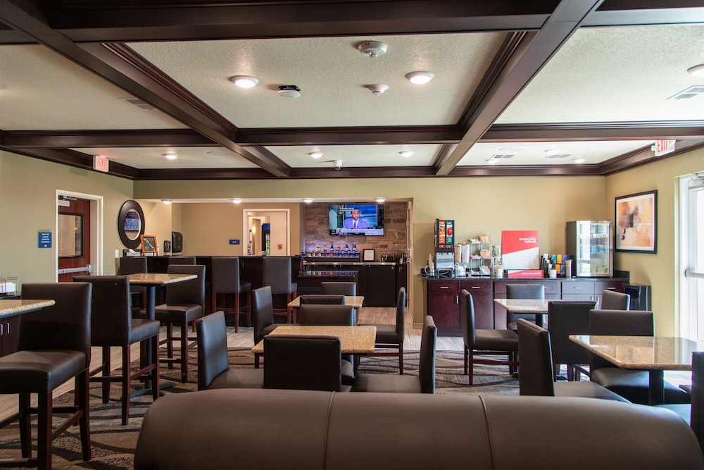 Cobblestone Inn & Suites of Springfield - photo 37