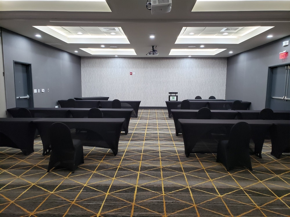 Holiday Inn Southaven Central Memphis by IHG - photo 67