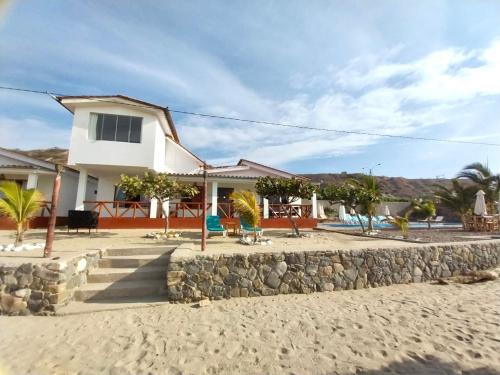 Casuarinas Del Mar Chalet De 2 Habitaciones 19393235 — Cancas