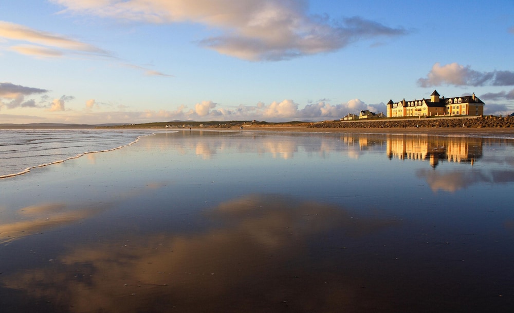 Sandhouse Hotel — 4-Star Luxury Hotel in Donegal, Republic of Ireland