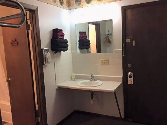 Sports Club Motel - photo 19