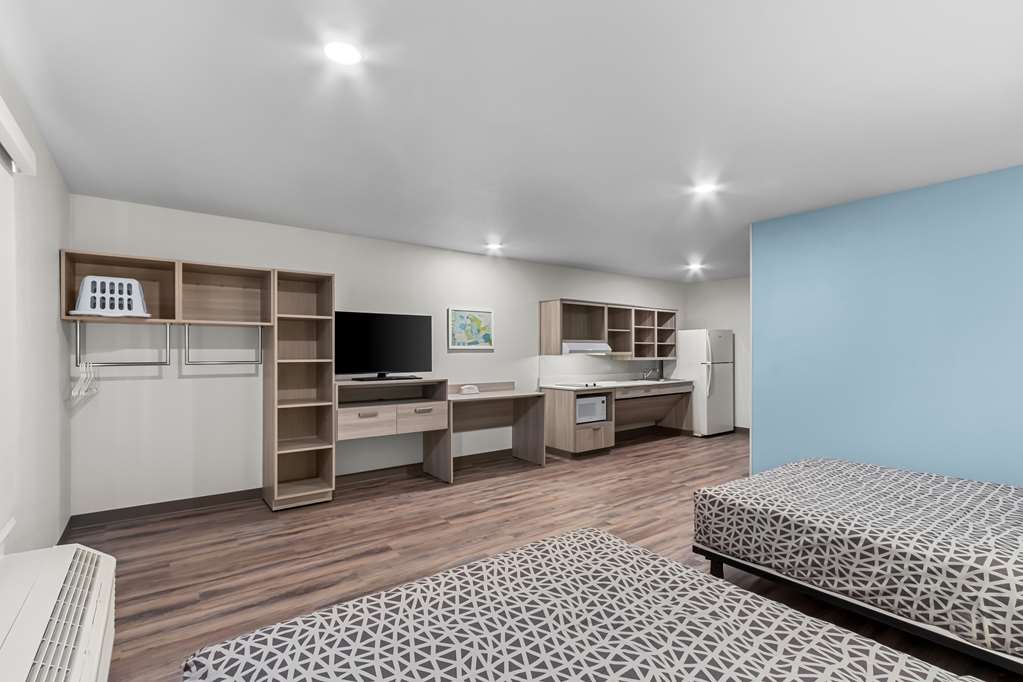 Woodspring Suites Gilbert Mesa Gateway Airport - photo 24