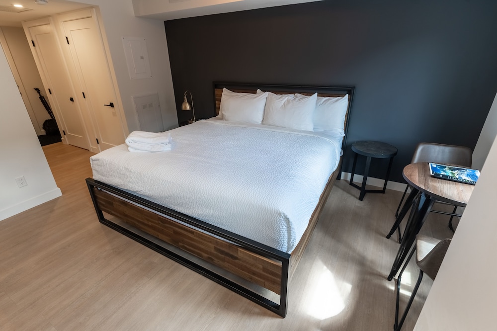 Basecamp Suites Canmore — Canmore — photo 4