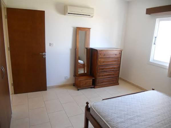 Ouloupia Apartments
