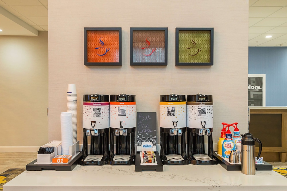 Hampton Inn & Suites Colleyville DFW Airport West - photo 42