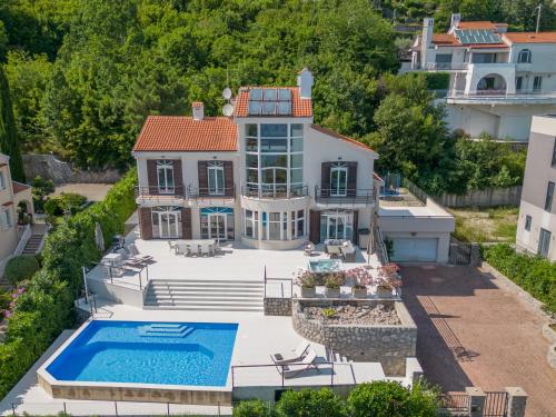 Villa Piano with Stunning View heated outdoor pool & gaming room — 4-Star Luxury Hotel in Opatija, Croatia