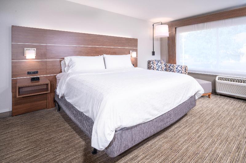 Holiday Inn Express Brevard City Center by IHG - photo 19