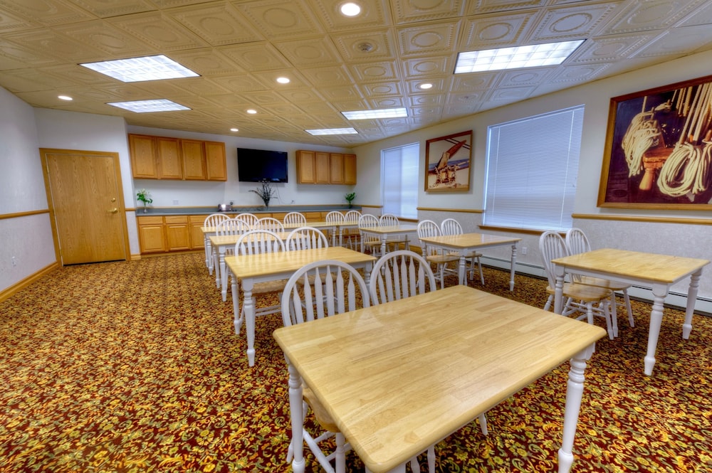 Juneau Hotel - photo 32
