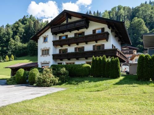 Gasteigerhof — 4-Star Luxury Hotel in Hopfgarten Im Brixental, Austria