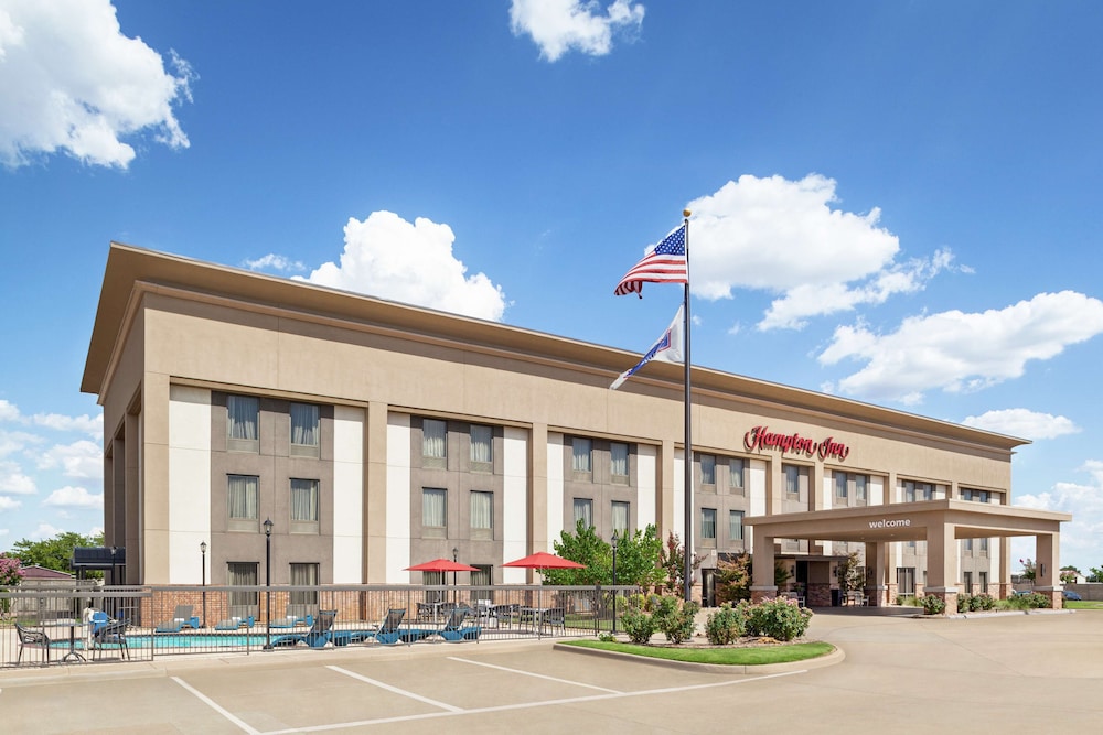 Hampton Inn Paris - featured photo