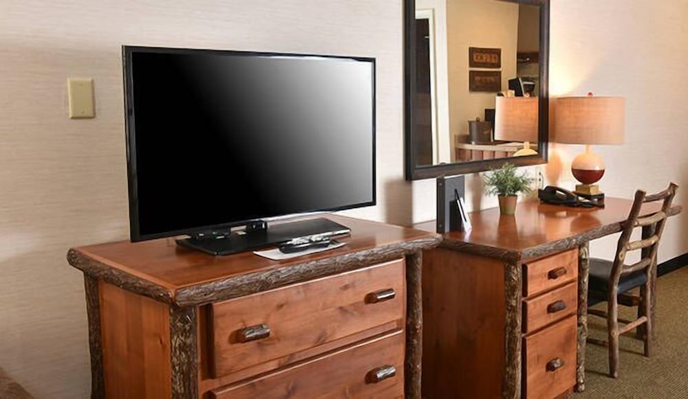 Boarders Inn & Suites by Cobblestone Hotels Waukon - photo 18