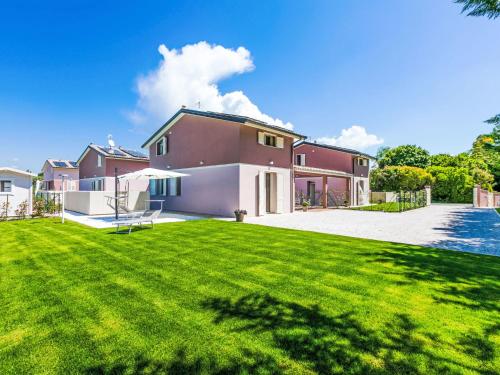 Holiday Home Borgo il Vallin delle Conche 1 by Interhome — 4-Star Luxury Hotel in Cecina, Italy