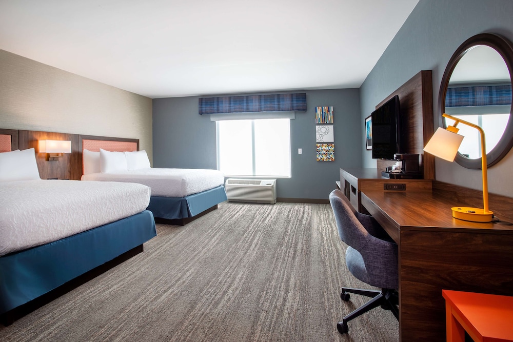 Hampton Inn & Suites North Port - photo 9