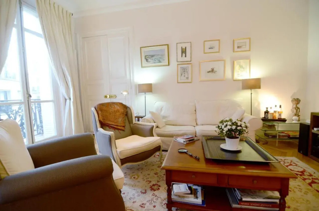 Apart Inn Paris Iena Champs Elysees — 4-Star Luxury Hotel in Paris, France