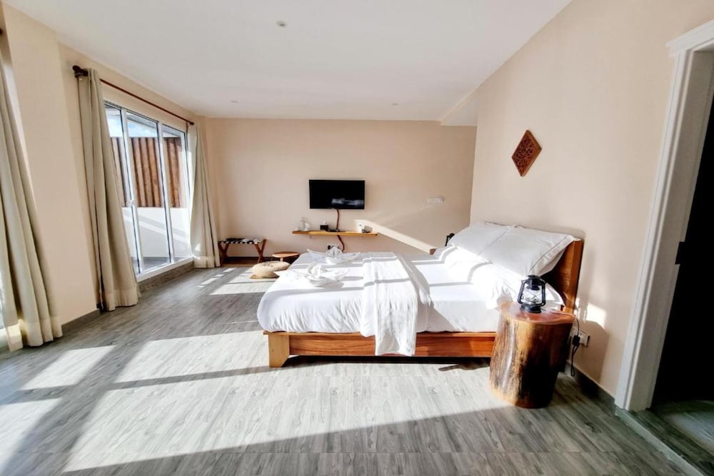 Lea Spa Hotel — Maafushi — photo 3