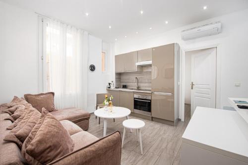 Le Provence - carbon neutral hotel in Beausoleil