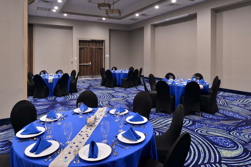 DoubleTree by Hilton Corpus Christi Beachfront - photo 48