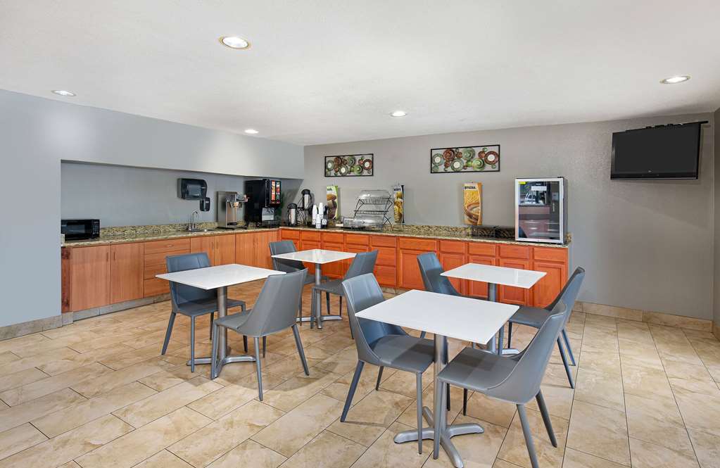 Microtel Inn & Suites by Wyndham Cordova Memphis I 40 East - photo 37