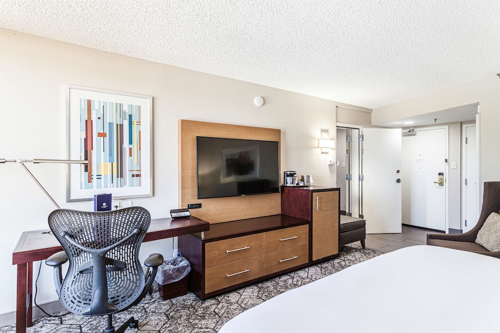 DoubleTree by Hilton Hotel Memphis - photo 28