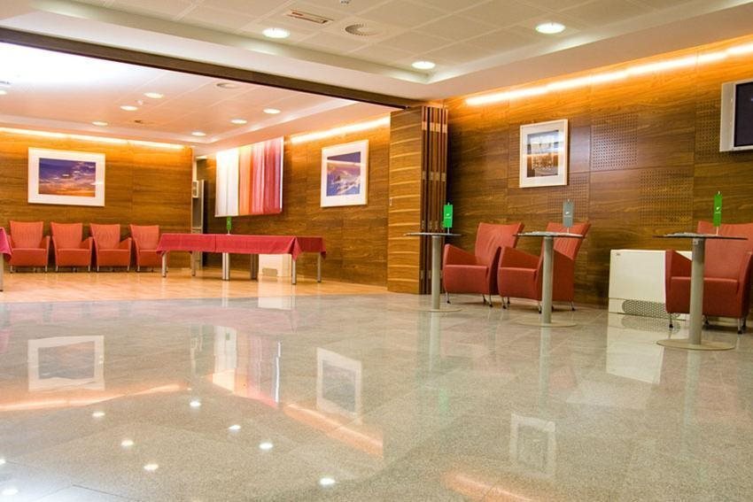 Hotel Waterlily Indore — hotel in Indore
