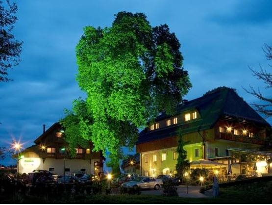 Zollner — hotel in Faak Am See