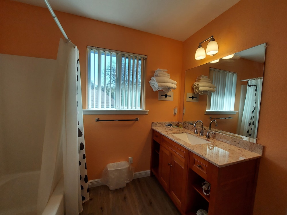 Little Valley Inn - photo 28