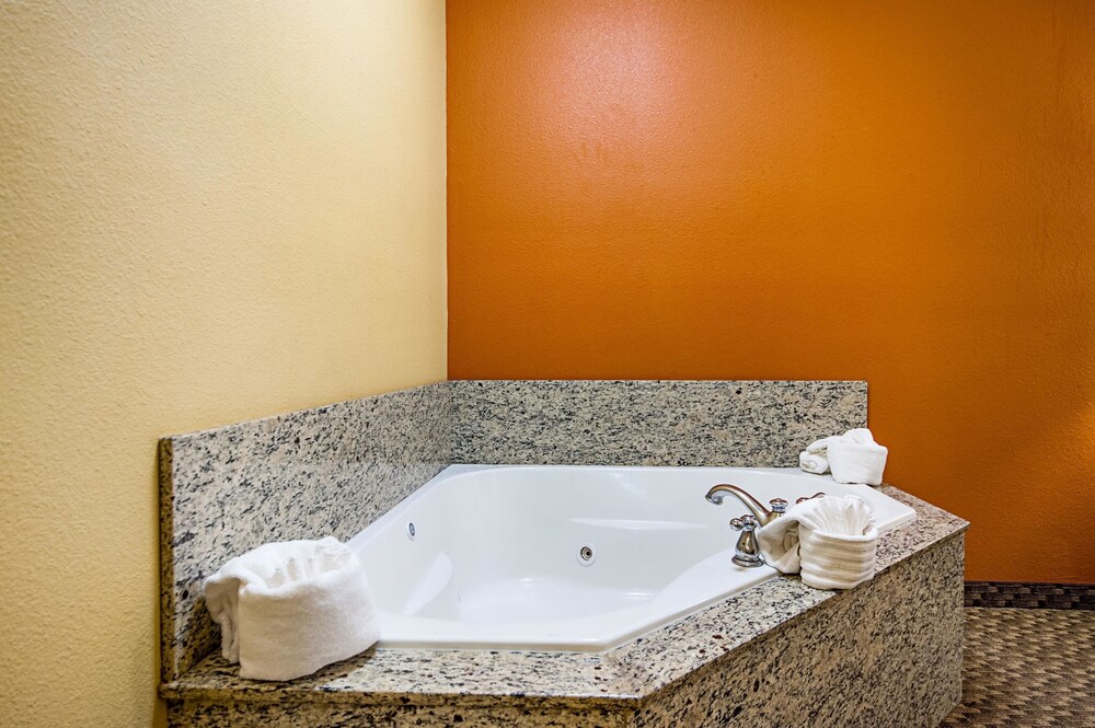Spark by Hilton Opelousas - photo 16