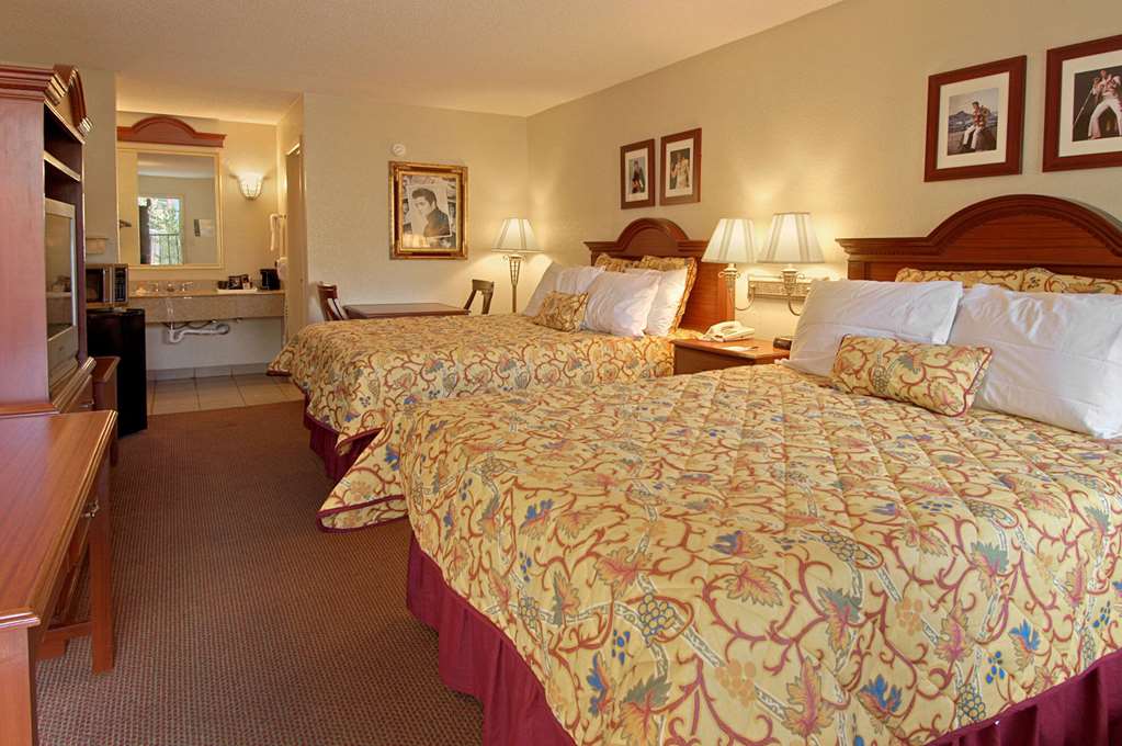 Days Inn by Wyndham Memphis at Graceland - photo 27