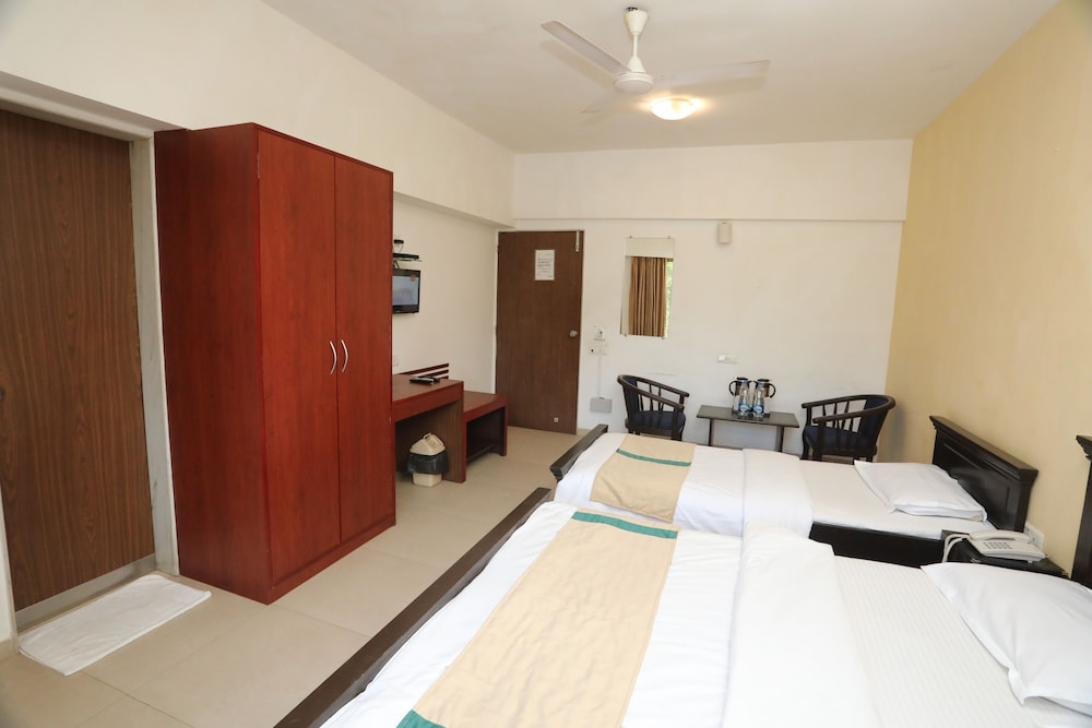 Chene Creek Resort — Thane — photo 4