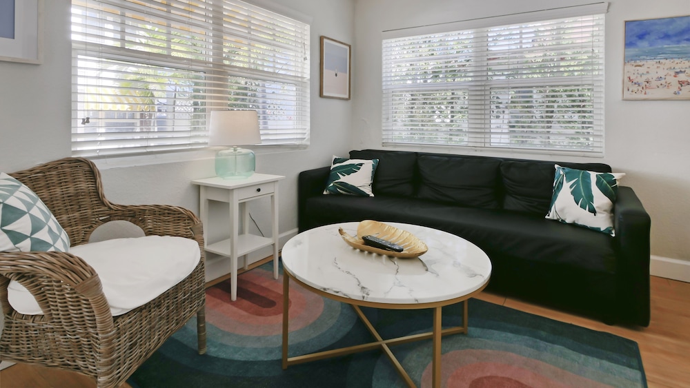 Coconut Inn - photo 103