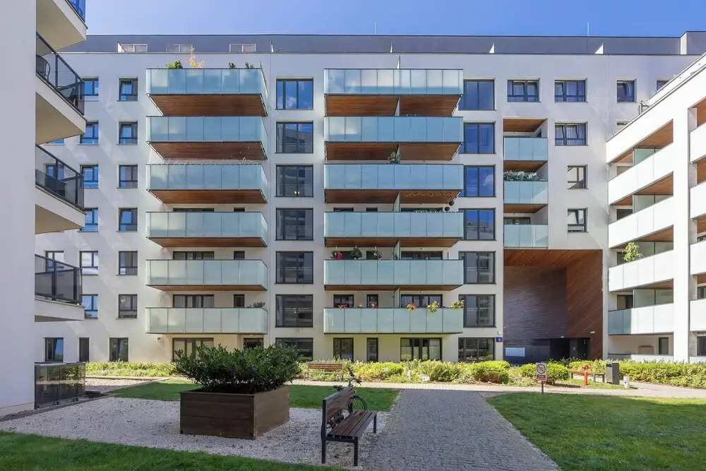 Business Studio Sikorskiego by Noclegi Renters — 4-Star Luxury Hotel in Warsaw, Poland