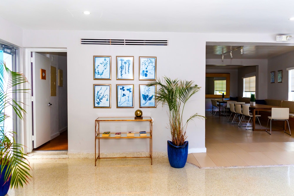 Aqua Hotel & Suites - photo 39