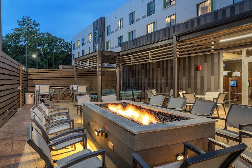 Courtyard by Marriott Charleston North Charleston - photo 23