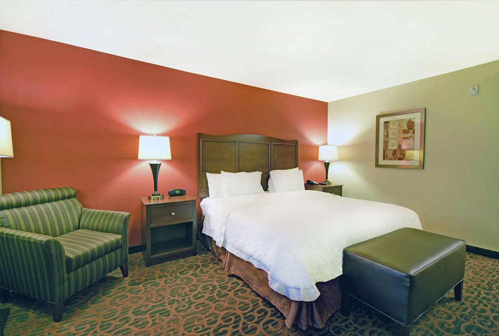 Hampton Inn Beloit - photo 12