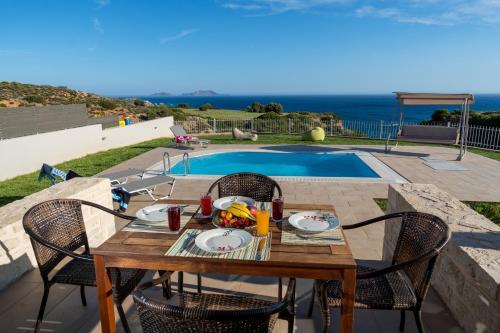 Triopetra view villa Elysian — 4-Star Luxury Hotel in Agios Vasileios, Greece