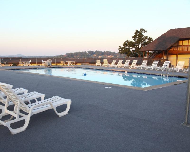 Table Rock Resorts at Kimberling Extra Holidays - photo 6