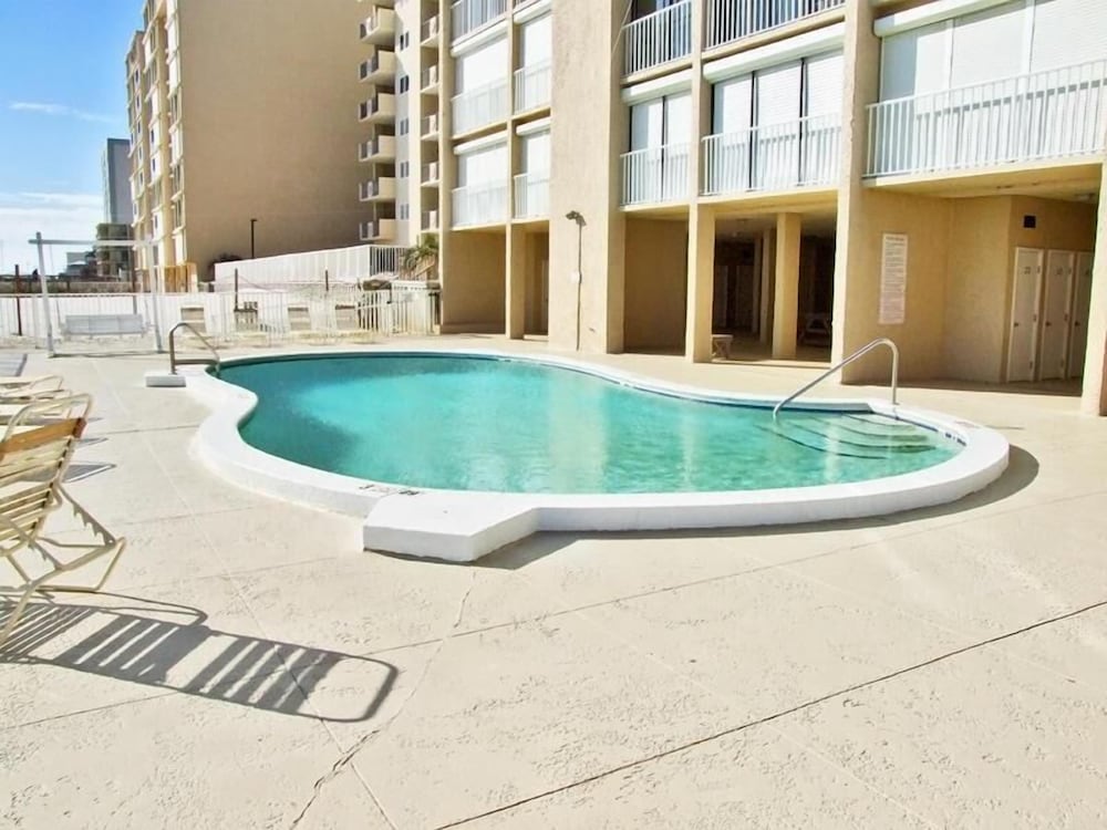Edgewater 41 - photo 20
