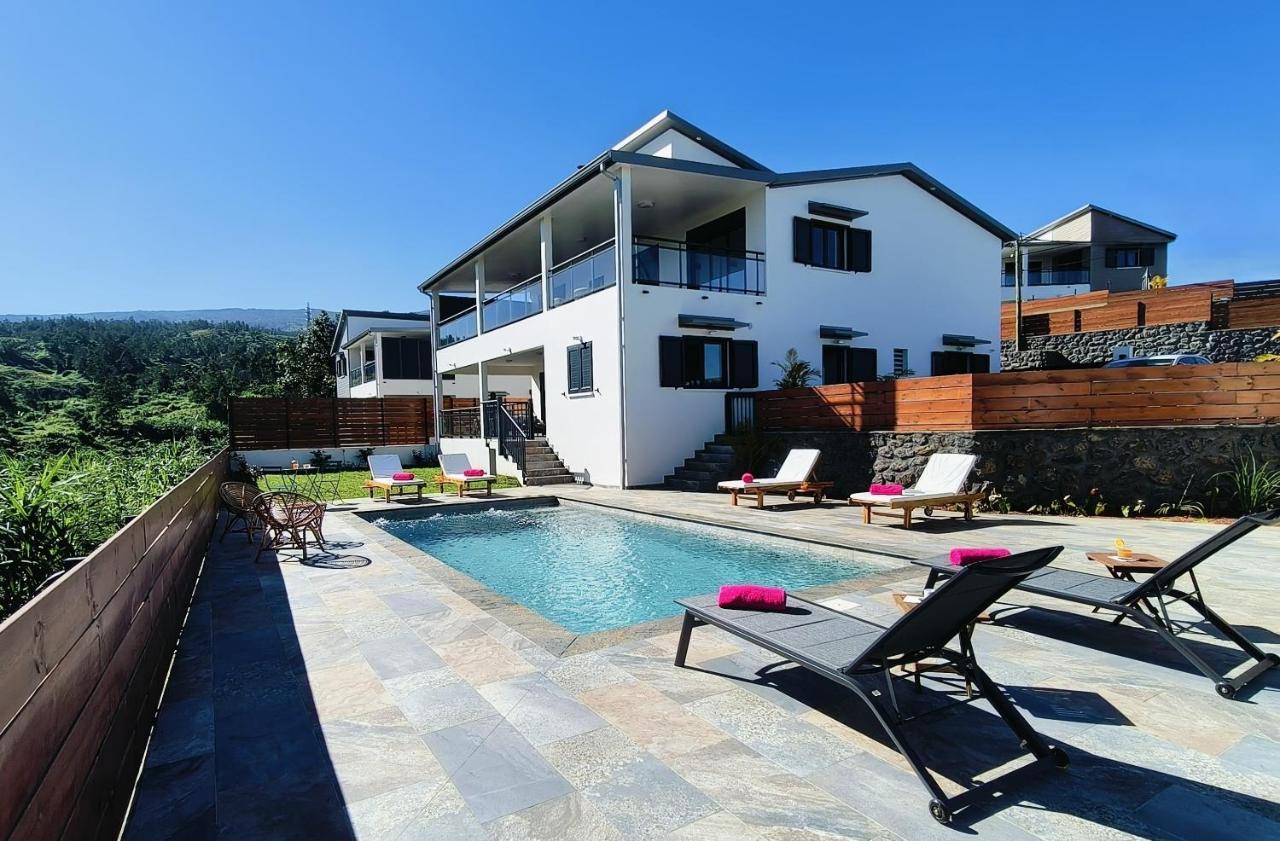 Villa Fleur De Vanille Les Emeraudes Du Guillaume — 4-Star Luxury Hotel in Saint-Paul, Réunion