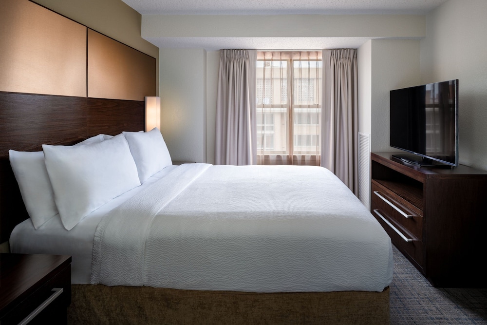Residence Inn by Marriott Washington DC Dupont Circle — 4-Star Luxury Hotel in Washington, United States