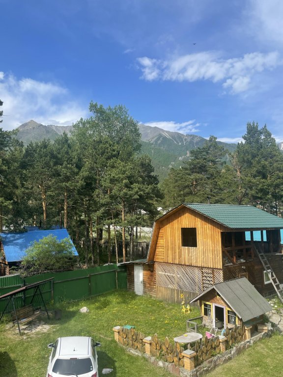 Gostevoy Dom Guesthouse On Veresova 17 21038473 — Arshan