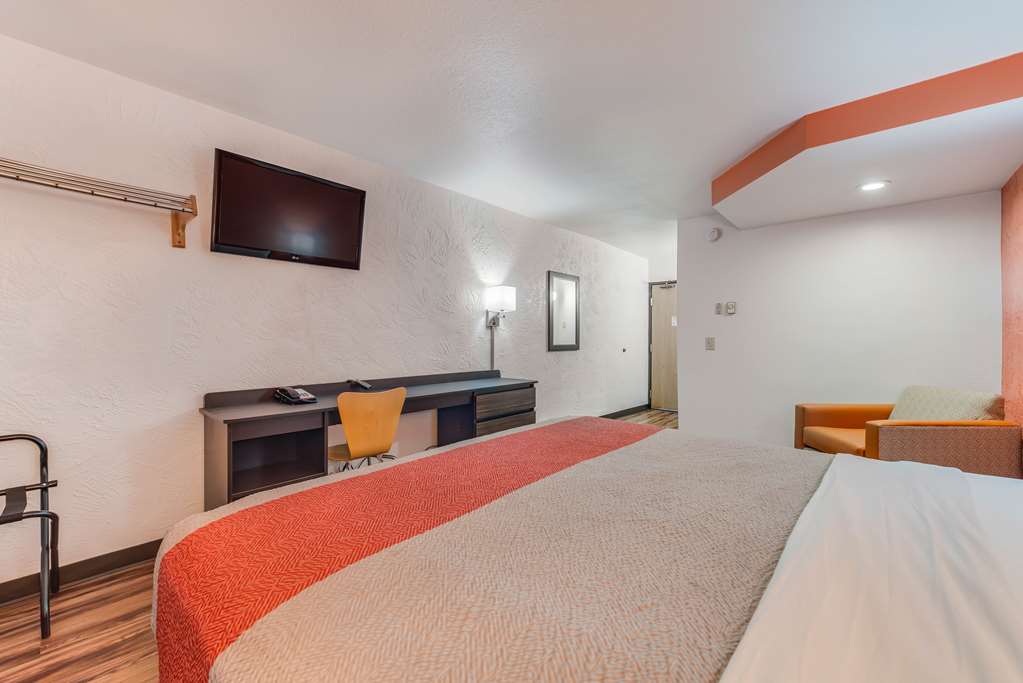 Motel 6 Saint Paul MN I 94 - photo 15