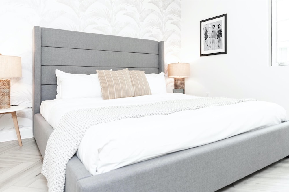 Luxuri Suites - photo 32